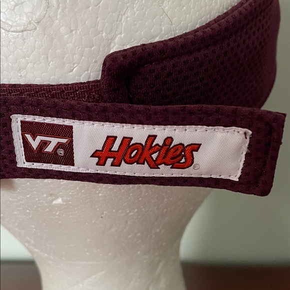 New Era Maroon and Gray Women's Visor - Picture 4 of 9